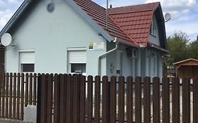 4 Lurko Apartman Uj