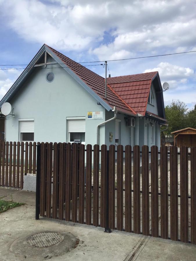 4 Lurko Apartman Uj Apartment Hajdúszoboszló Exterior foto