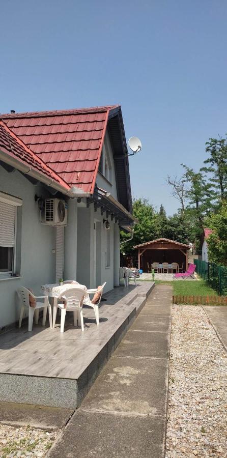 4 Lurko Apartman Uj Apartment Hajdúszoboszló Exterior foto